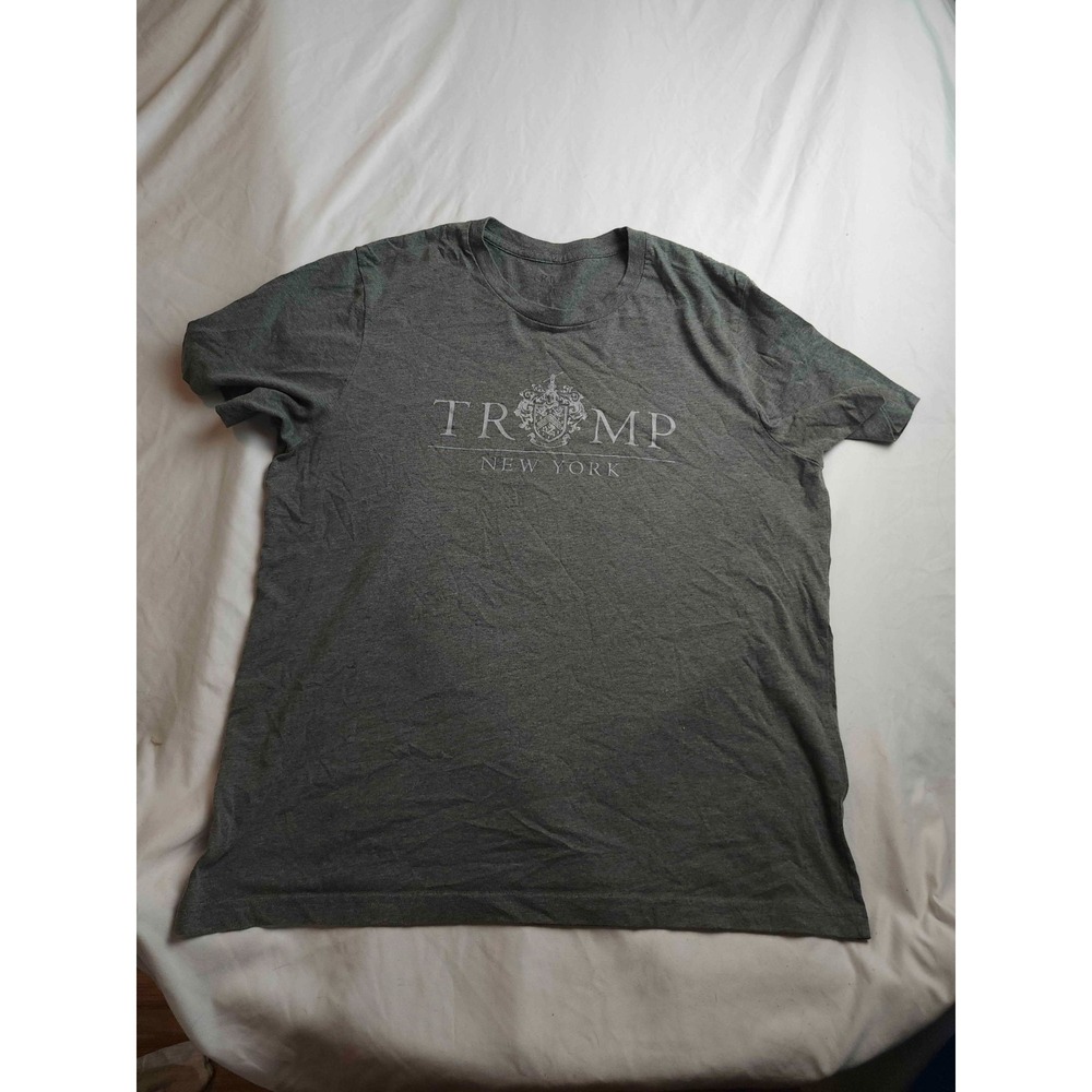 Trump New York‎ Shirt Mens Size XL Gray Graphic Print Politics Short Sleeves